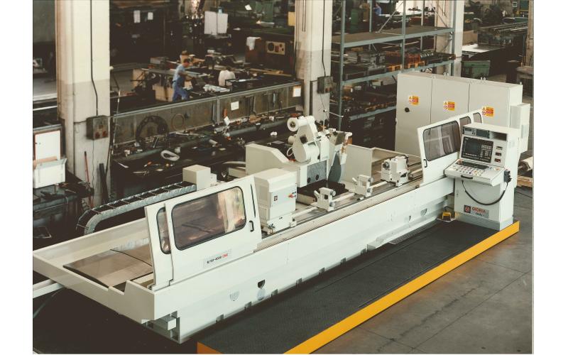 Круглошлифовальный станок с ЧПУ GIORIA R161 CNC Круглошлифовальный станок с ЧПУ